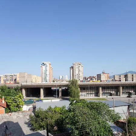 Hostel Urban &