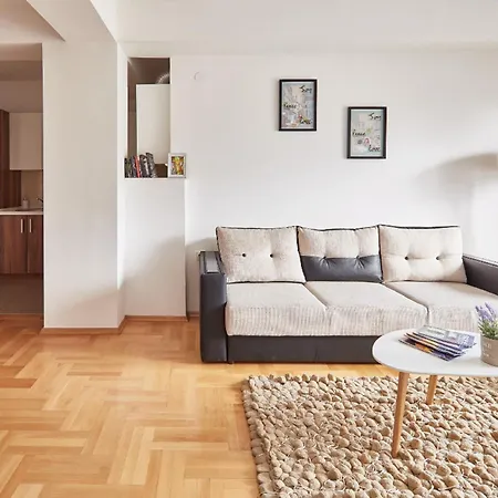 Hostel Urban & Skopje