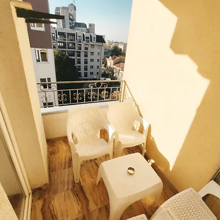 אכסניה Urban &